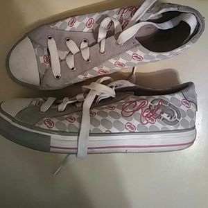 Mark Echo Red Canvas Women's Shoes Size 9