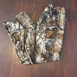 Christmas sale🎄Realtree camo pants!