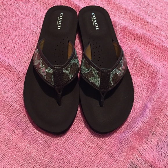 Coach, size 6, brand new.