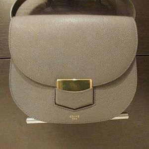 Meet your Posher, Shannon