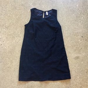 Xhilaration • Black Textured Shift Dress Xhilaration • Black Textured Shift Dress