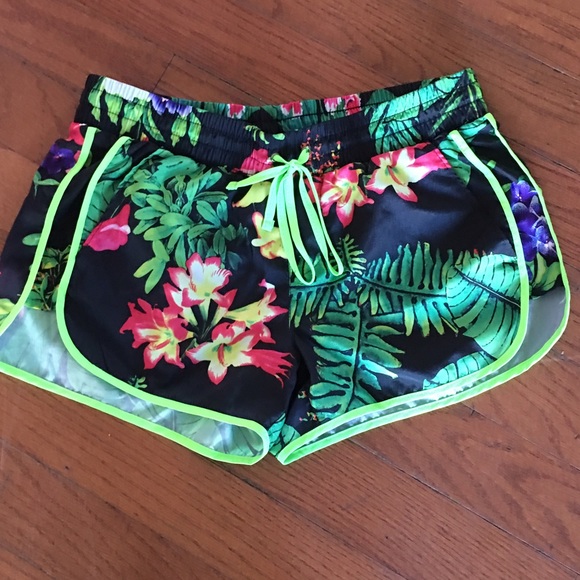 💕Buy 2 get 1 free 💕 Juniors swim shorts