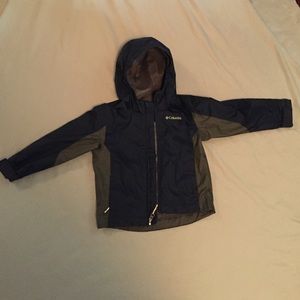 Columbia rain jacket - toddle boy 4T