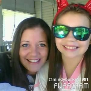 Meet your Posher, Mindy