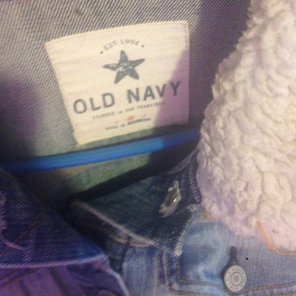 ❤️ Old Navy jean jacket ❤️ - Picture 2 of 2