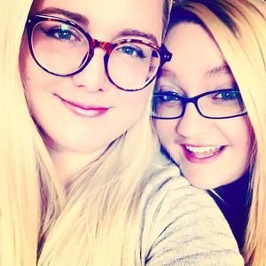 Meet your Posher, Caleigh