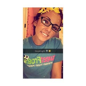 Meet your Posher, Brooke