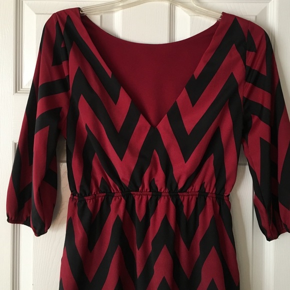 Burgundy and black chevron dress - Picture 2 of 2