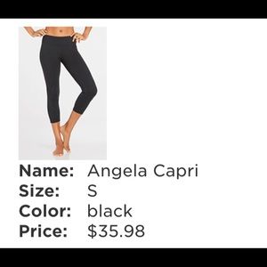 NWT! Fabletics Cropped Leggings