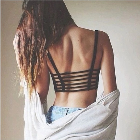 Tops - Sexy strappy crop top/ bralette