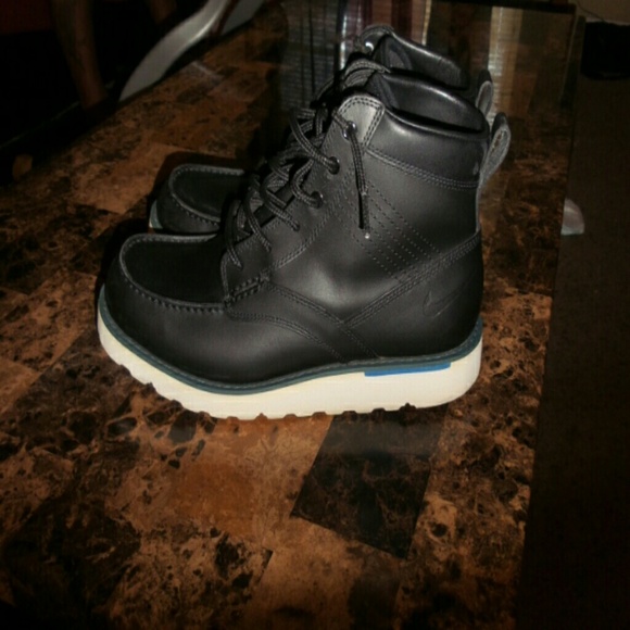 Nike boots