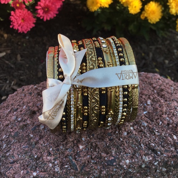 Amrita Singh Bracelet set