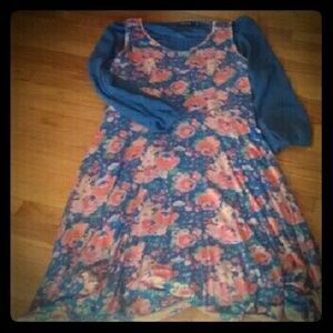 Agnes & Dora XL blue floral Angelou dress