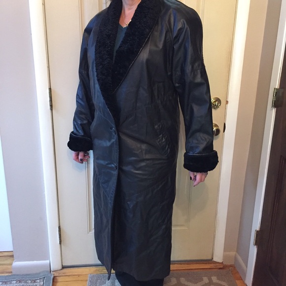 Vintage 80s Genuine Leather/Persian Lamb Coat