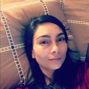 Meet your Posher, Sonia