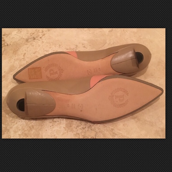 SOLD-POLLINI Tan Pin Low Heel Pumps ITALY NEW💖💖 - Picture 4 of 4