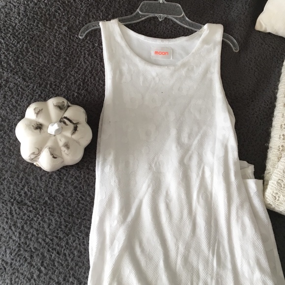 ✨white midi dress✨