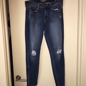 Lucky Brand Sofia skinny jeans size 10/30