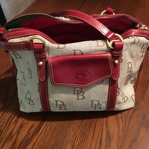 Dooney & Bourke Purse