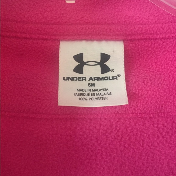 🌻Under Armour Pullover - Picture 3 of 3
