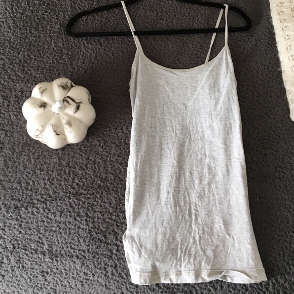 ✨Grey tank ✨