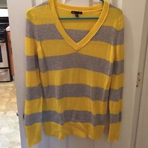 Women's Gap sweater