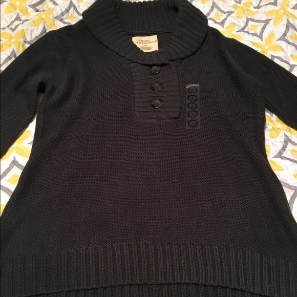 Sweater - Picture 2 of 2