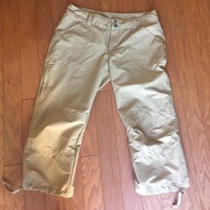Patagonia rock Capri pants beige.