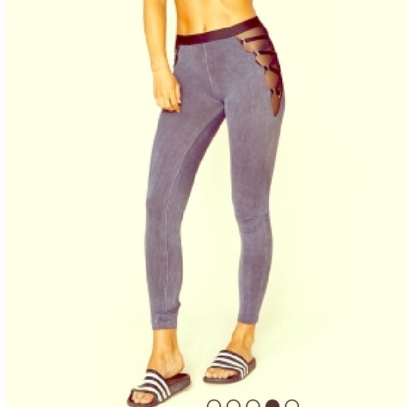 Sold !Blue life fit garter legging 😍