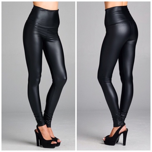 High waisted Faux Leather Leggings - Picture 2 of 4
