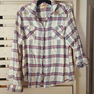 Plaid long sleeve shirt
