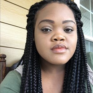 Meet your Posher, Jakeila