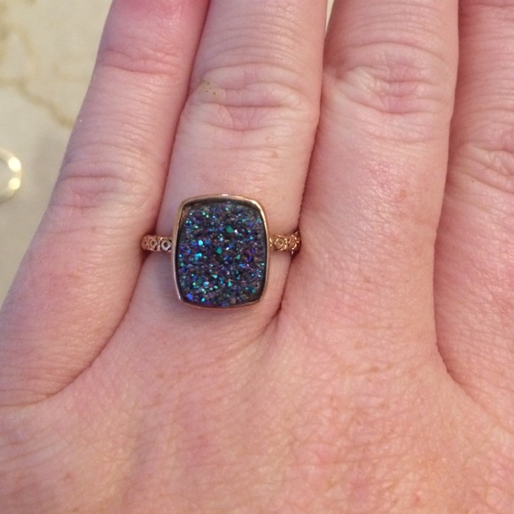 Purple droozy ring - Picture 2 of 2