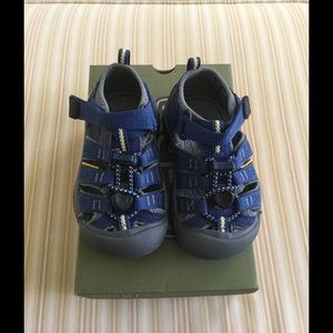 Keen Newport H2 Water Shoes. New and unworn.