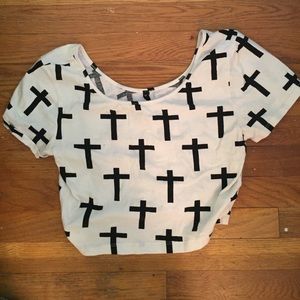 •White crop top from love culture•