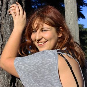 Meet your Posher, Crystal