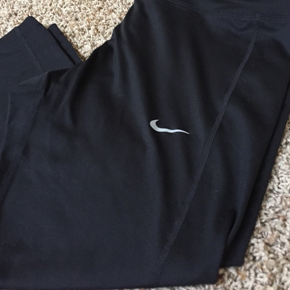 Nike slim fit capris.