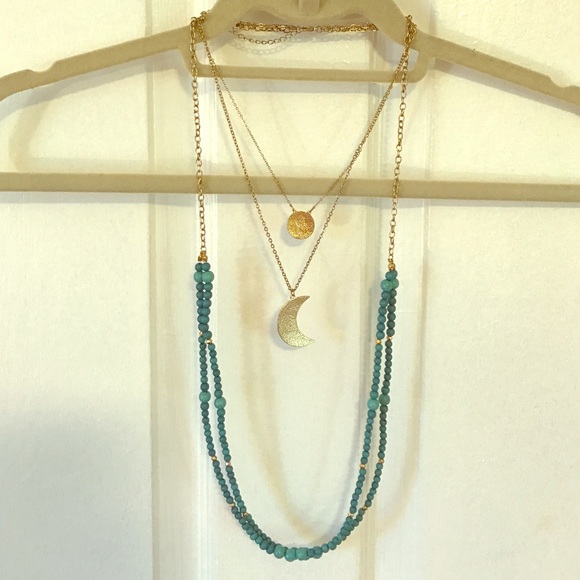 Layered cold and turquoise necklace
