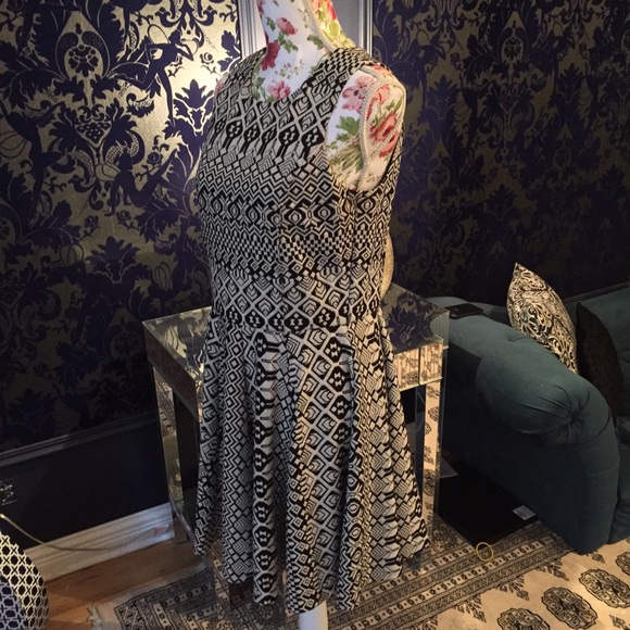 Cynthia Rowley Patterned Skater Dress - Picture 4 of 6