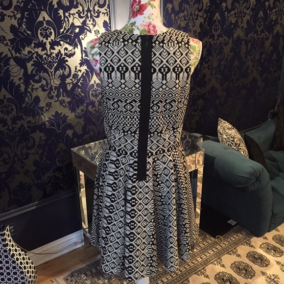 Cynthia Rowley Patterned Skater Dress - Picture 6 of 6