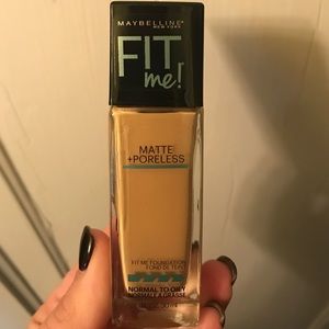 Maybelline Fit Me foundation