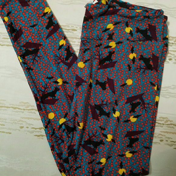 Tc Halloween Wolf Howling at the Moon Leggings