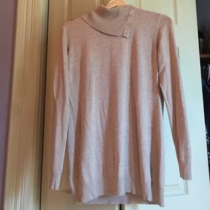 H&M tan sweater, size L