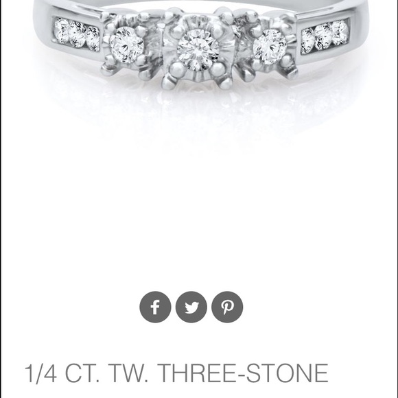 Diamond ring - Picture 3 of 4
