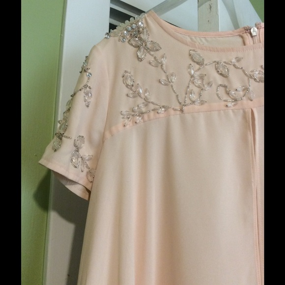 Lovely pink shift dress!