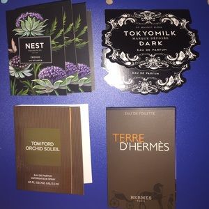 8 Deluxe perfume samples