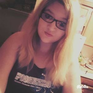 Meet your Posher, Dixie