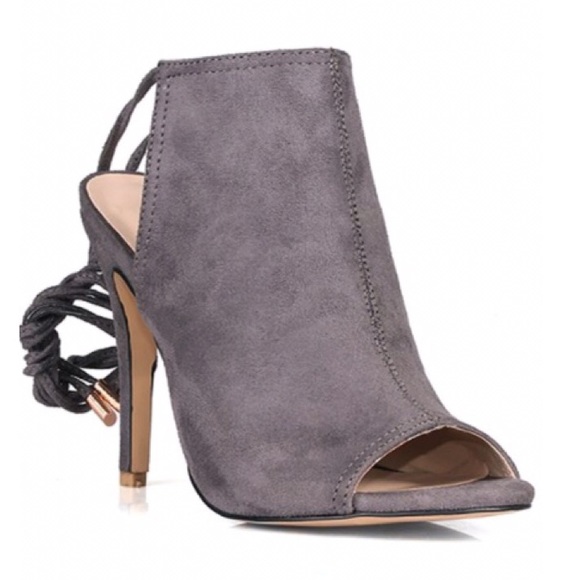 ๐HOST PICK๐ Tie-Up Grey Heels - Picture 2 of 4