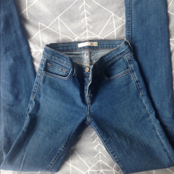 Classic, mid-rise, straight leg jeans
