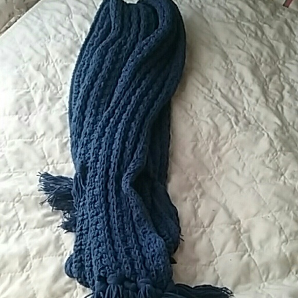 Scarfs